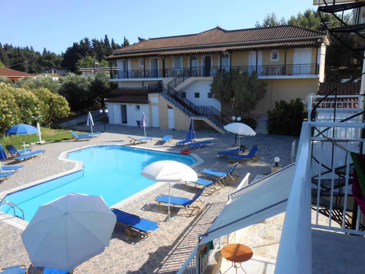Panagiotis I & II Stds And Apts チィリヴィ エクステリア 写真