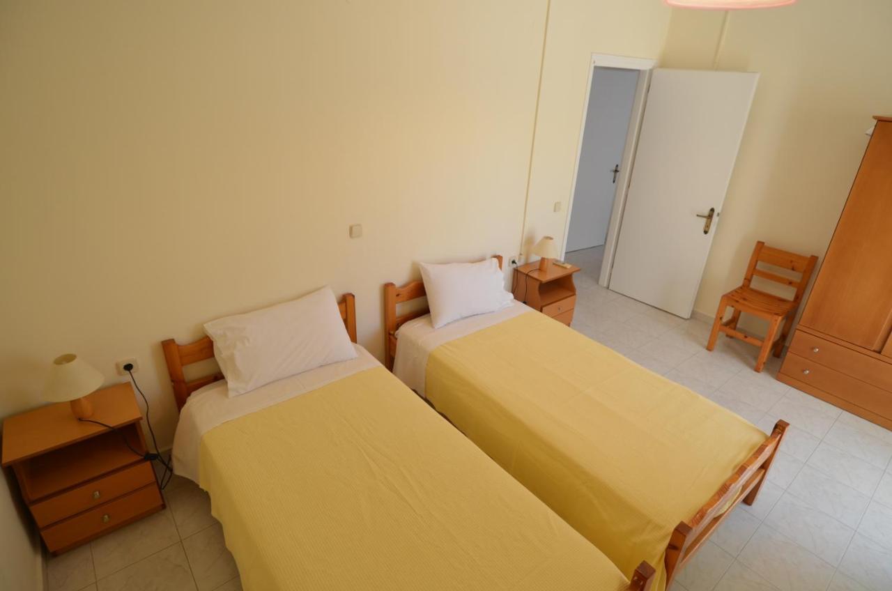 Panagiotis I & II Stds And Apts チィリヴィ エクステリア 写真
